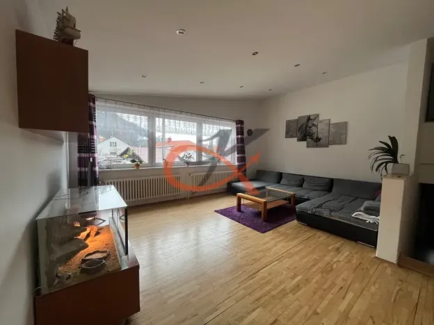 Prodej rodinného domu, Vlčková, 237 m2