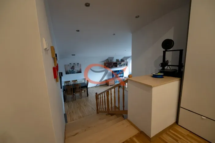 Prodej rodinného domu, Vlčková, 237 m2
