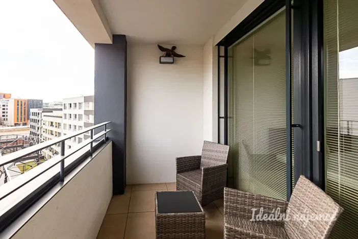 Pronájem bytu 2+kk, Praha, Jankovcova, 55 m2