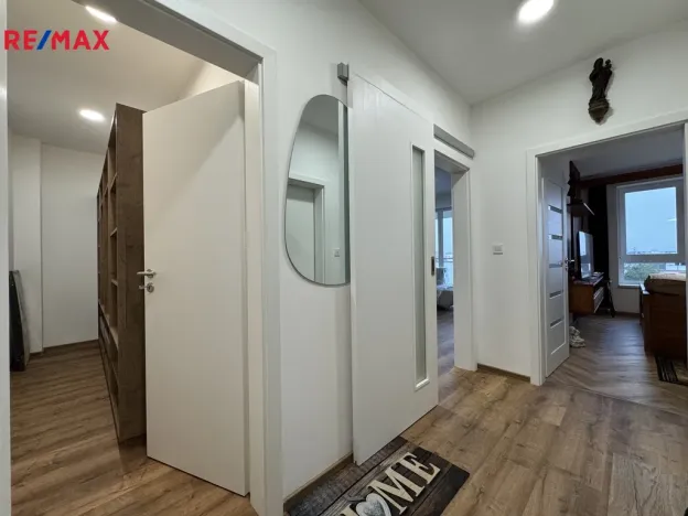 Pronájem bytu 2+kk, Olomouc - Slavonín, Topolová, 55 m2