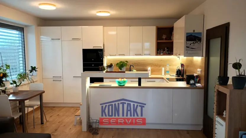 Prodej bytu 3+kk, České Budějovice, Husova tř., 77 m2