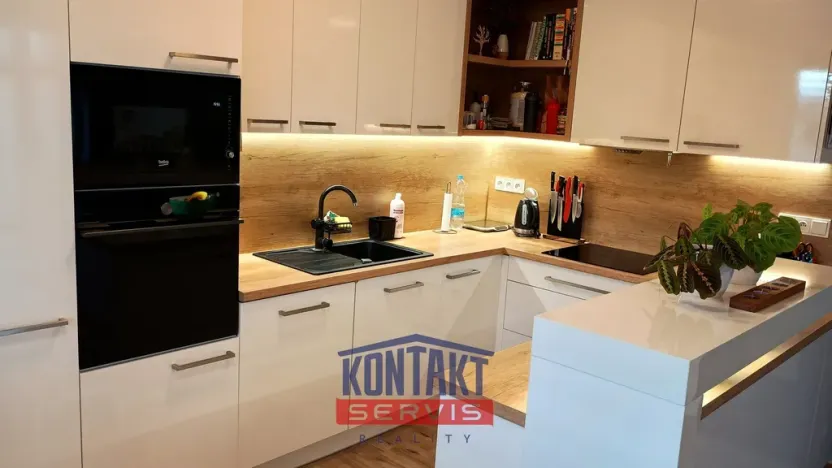 Prodej bytu 3+kk, České Budějovice, Husova tř., 77 m2