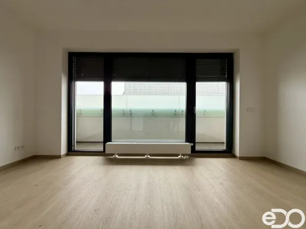 Pronájem bytu 1+kk, Praha, Tupolevova, 33 m2