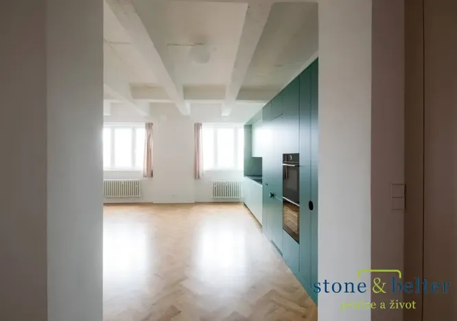 Pronájem bytu 2+kk, Praha - Podolí, Podolská, 73 m2