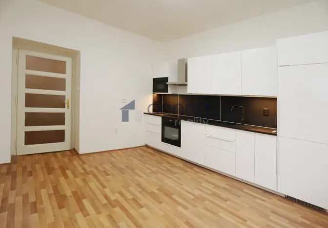 Pronájem bytu 2+1, Praha, Blanická, 77 m2