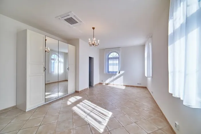 Pronájem vily, Praha - Nebušice, Nebušická, 255 m2