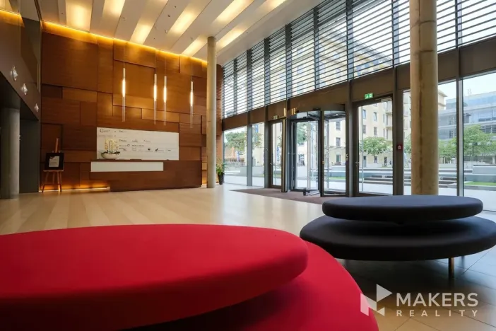 Pronájem kanceláře, Praha - Holešovice, Jankovcova, 231 m2