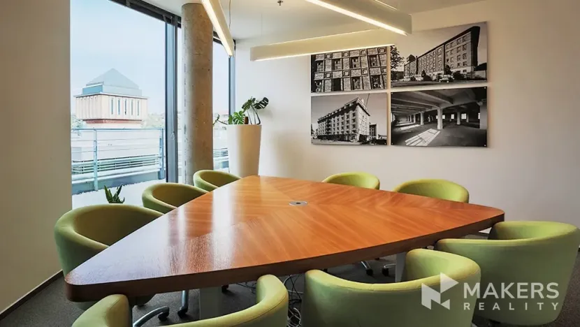 Pronájem kanceláře, Praha - Holešovice, Jankovcova, 226 m2