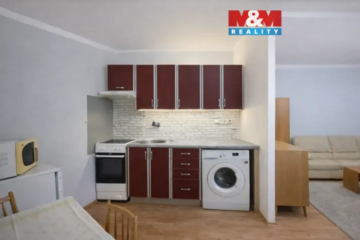 Pronájem bytu 1+kk, Most, K. H. Máchy, 34 m2