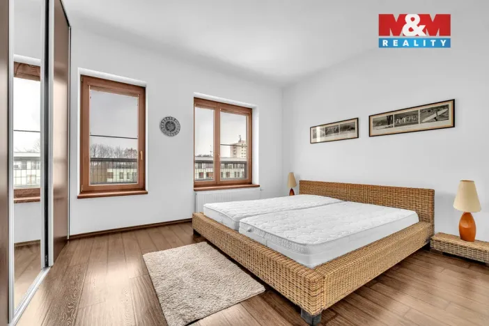 Pronájem bytu 2+kk, Pardubice - Polabiny, Labský Palouk, 74 m2