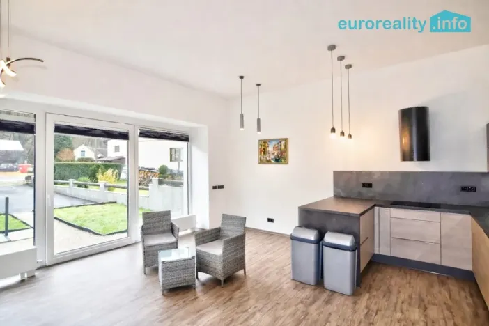 Pronájem bytu 2+kk, Bělá pod Bezdězem, U Kina, 61 m2