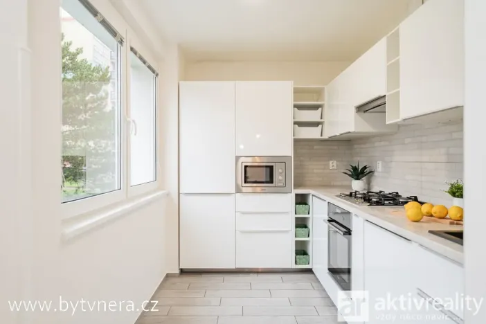 Prodej bytu 2+1, Neratovice, 28. října, 52 m2