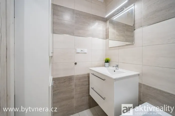 Prodej bytu 2+1, Neratovice, 28. října, 52 m2