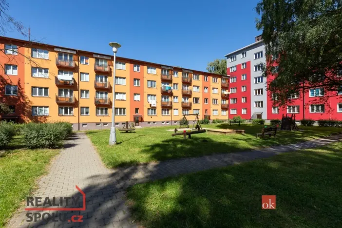 Pronájem bytu 2+kk, Ostrava - Poruba, Slavíkova, 51 m2