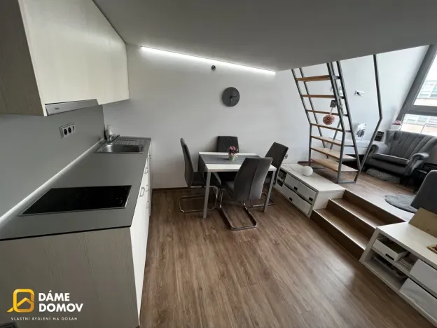 Pronájem bytu 2+kk, Zlín, J. A. Bati, 41 m2