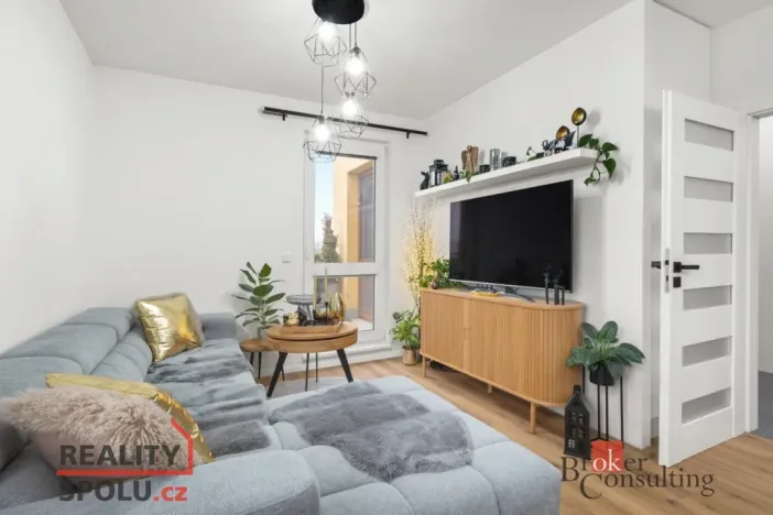 Prodej bytu 2+kk, Lavičky, 44 m2