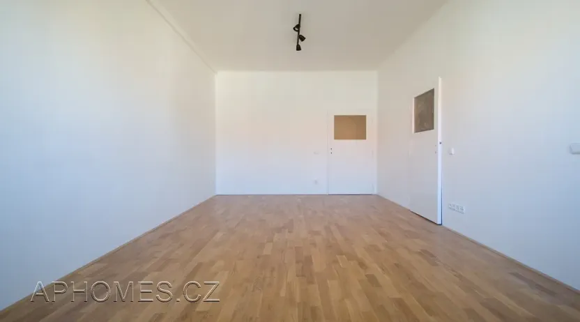 Pronájem bytu 2+kk, Praha - Nusle, U čtyř domů, 60 m2