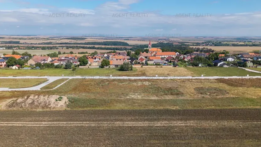 Prodej pozemku pro bydlení, Slaný, 879 m2