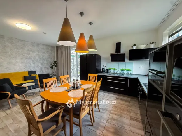 Prodej bytu 4+kk, Znojmo, Růžičkova, 87 m2