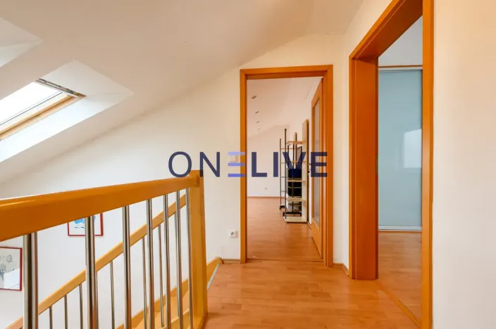 Pronájem bytu 3+1, Praha - Holešovice, 89 m2