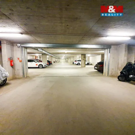 Pronájem bytu 2+kk, Pardubice - Zelené Předměstí, Na Spravedlnosti, 66 m2