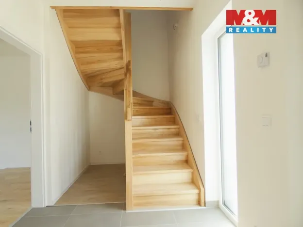 Pronájem bytu 3+kk, Libenice, 87 m2