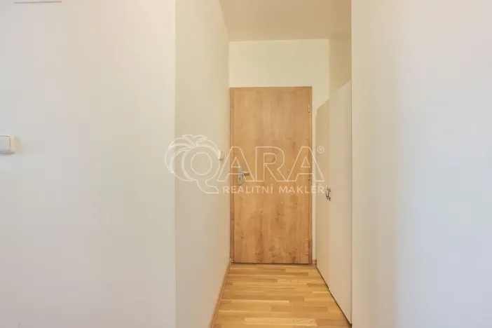 Prodej bytu 1+kk, Praha - Smíchov, Radlická, 25 m2