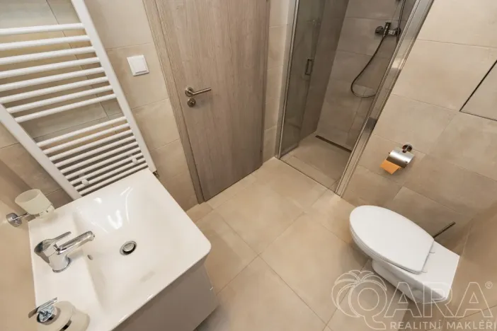 Pronájem bytu 1+kk, Praha - Hloubětín, Poděbradská, 32 m2