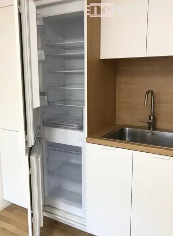 Pronájem bytu 2+kk, Hradec Králové, Chelčického, 43 m2
