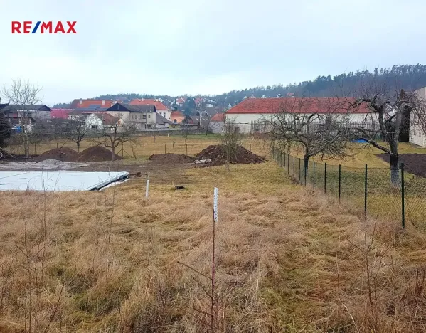 Prodej pozemku pro bydlení, Žebrák, 714 m2