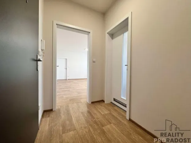 Pronájem bytu 2+kk, Hodonín, Národní třída, 51 m2