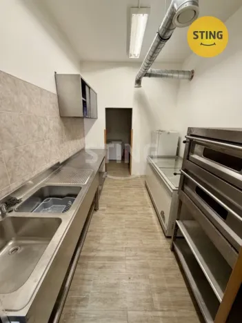 Pronájem obchodního prostoru, Kralupy nad Vltavou, Dvořákovo nám., 50 m2