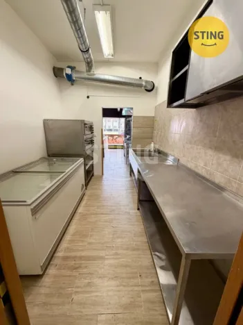 Pronájem obchodního prostoru, Kralupy nad Vltavou, Dvořákovo nám., 50 m2