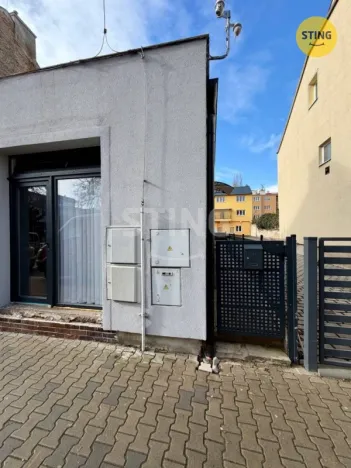 Pronájem obchodního prostoru, Kralupy nad Vltavou, 50 m2
