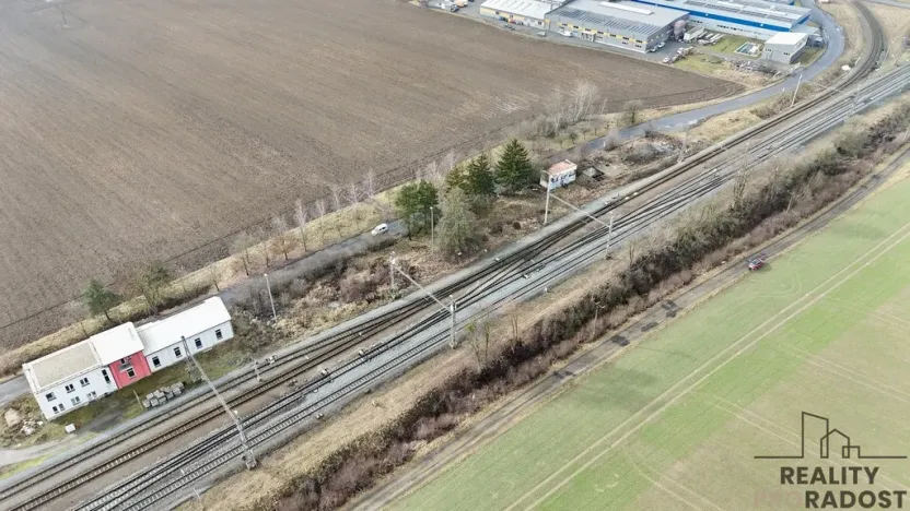 Prodej komerční nemovitosti, Červenka, 1800 m2