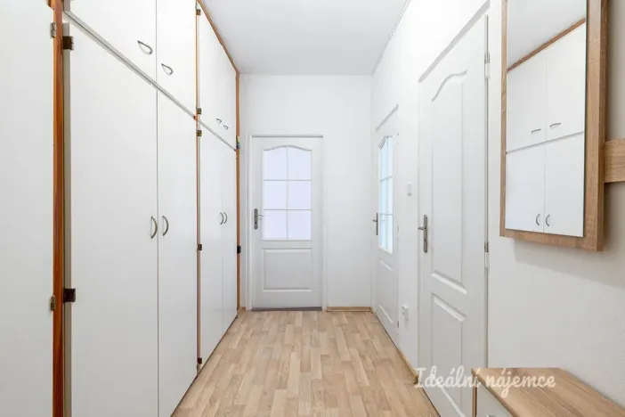 Pronájem bytu 2+1, Praha - Záběhlice, Jasmínová, 57 m2