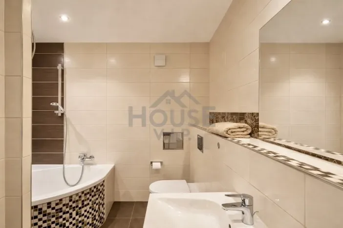 Prodej bytu 3+kk, Praha - Petrovice, Rezlerova, 65 m2