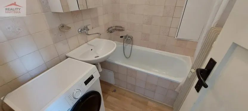 Pronájem bytu 2+1, Valašské Meziříčí - Krásno nad Bečvou, Na Šištotě, 62 m2