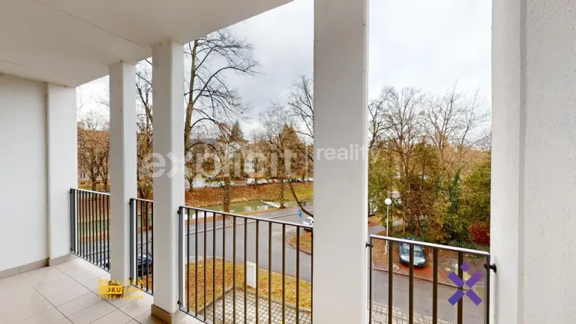 Pronájem bytu 1+kk, Zlín, Kúty, 29 m2