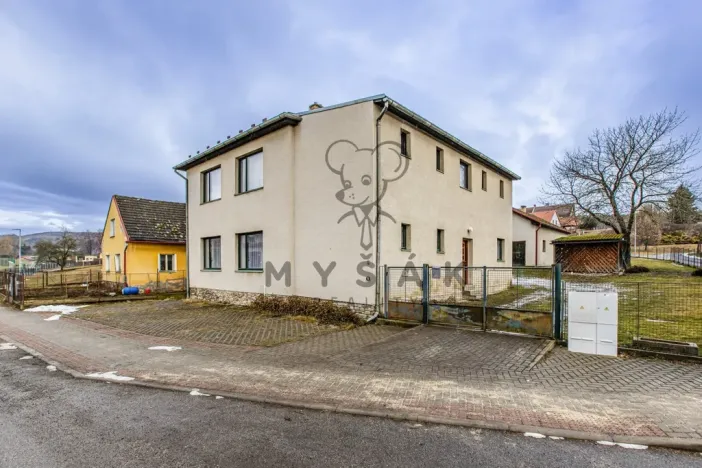 Prodej rodinného domu, Nová Ves, 300 m2