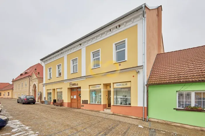 Pronájem bytu 3+kk, Strunkovice nad Blanicí, náměstí Bohumila Havlasy, 91 m2