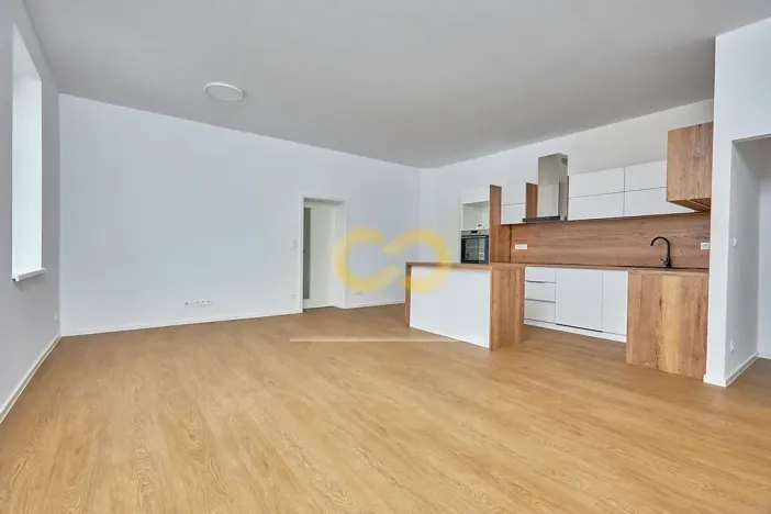 Pronájem bytu 3+kk, Strunkovice nad Blanicí, náměstí Bohumila Havlasy, 91 m2