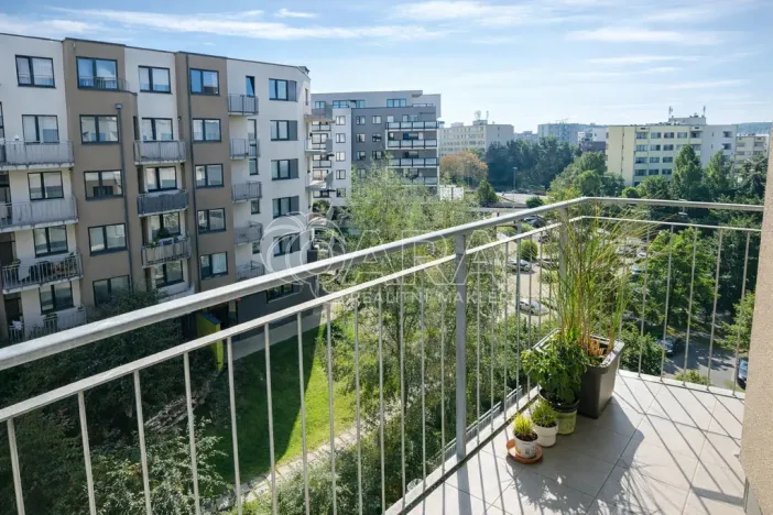 Pronájem bytu 2+kk, Praha - Střížkov, Makedonská, 56 m2