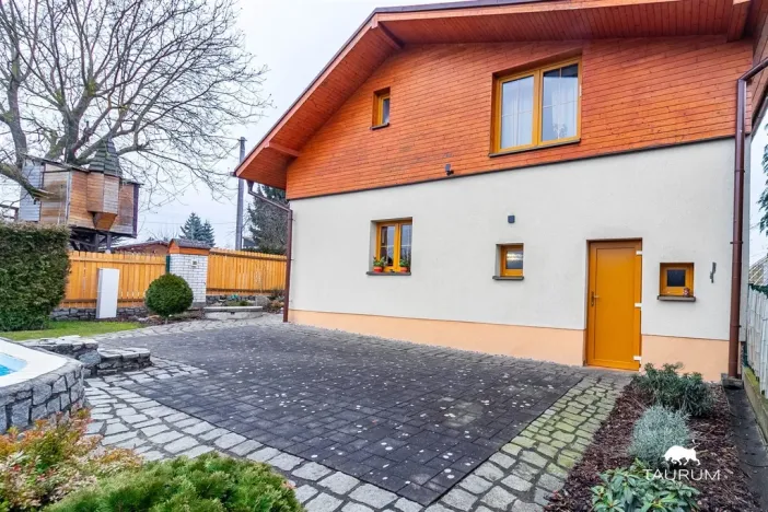 Prodej rodinného domu, Plzeň - Litice, Dubnová, 83 m2