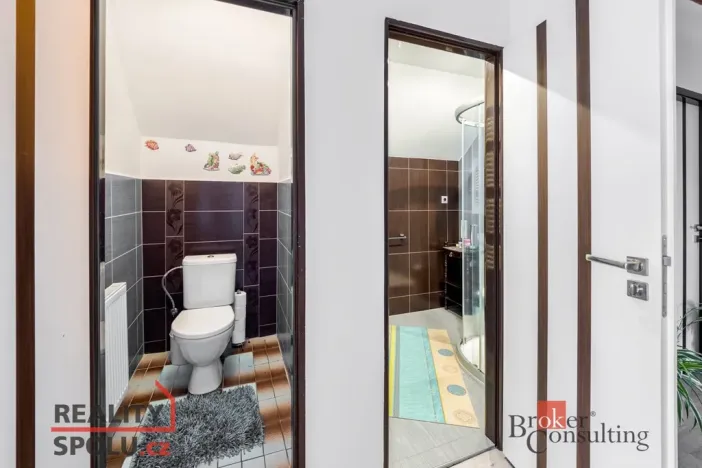 Prodej rodinného domu, Nové Hrady, Zahradní čtvrť, 214 m2