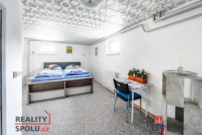 Prodej rodinného domu, Nové Hrady, Zahradní čtvrť, 214 m2