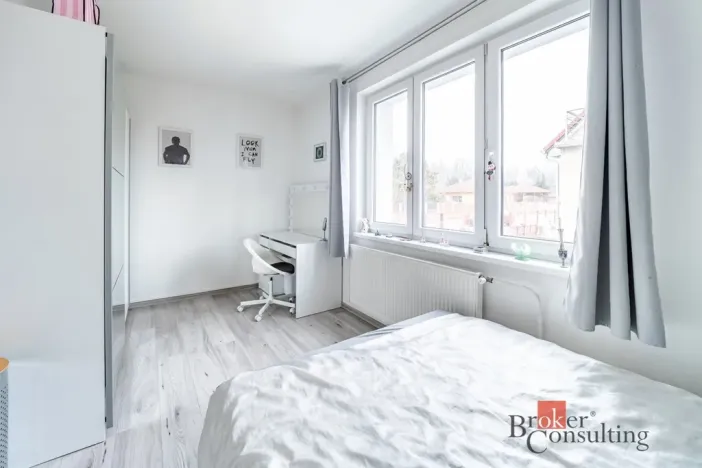 Prodej rodinného domu, Nové Hrady, Zahradní čtvrť, 214 m2