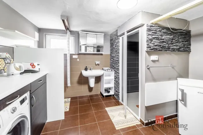 Prodej rodinného domu, Nové Hrady, Zahradní čtvrť, 214 m2