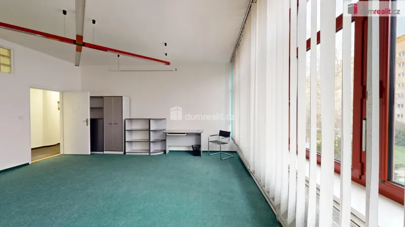 Pronájem obchodního prostoru, Orlová - Lutyně, U Centrumu, 109 m2