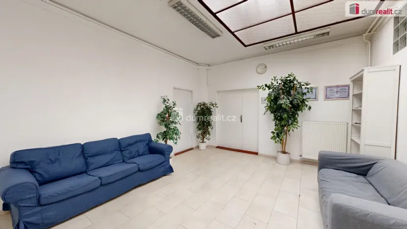 Pronájem obchodního prostoru, Orlová - Lutyně, U Centrumu, 109 m2